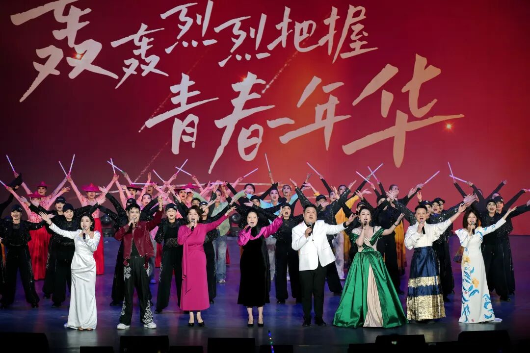 ""/ 图片